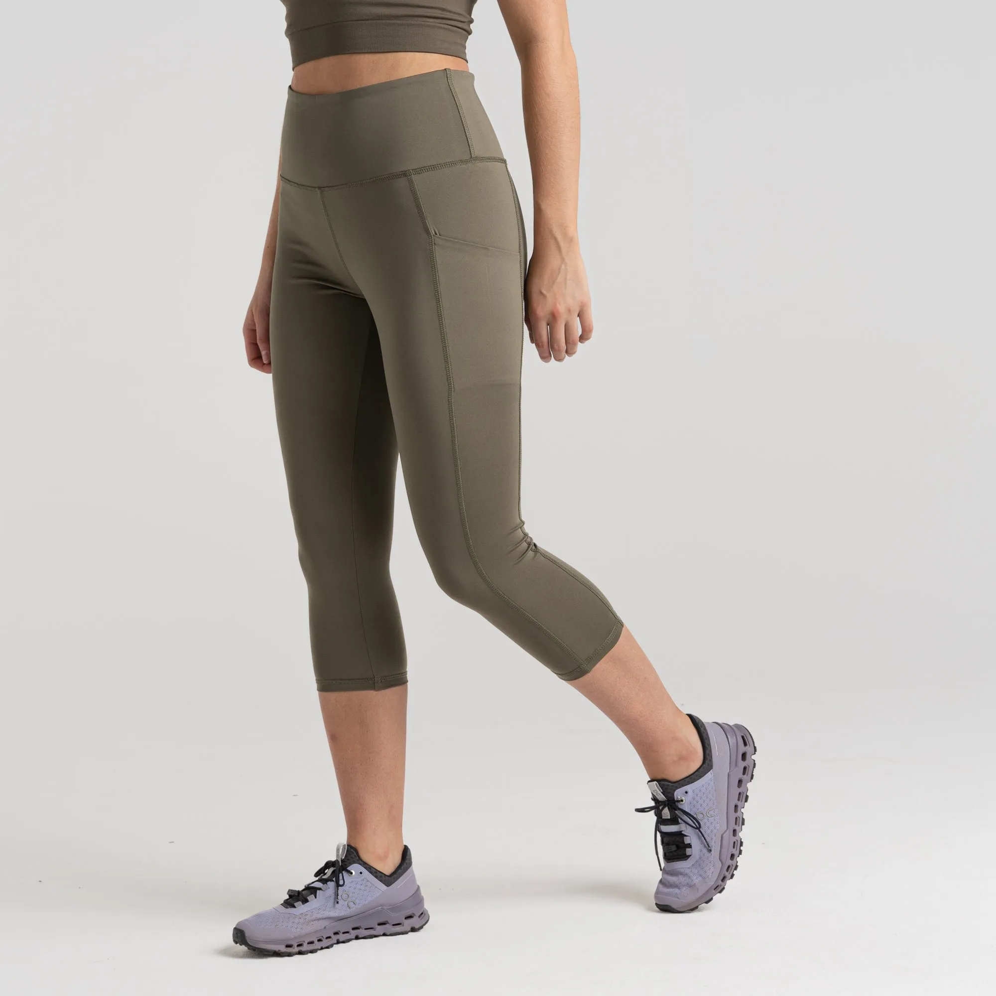 Craghopper Women's Kiwi Cropped Legging | Wild Olive