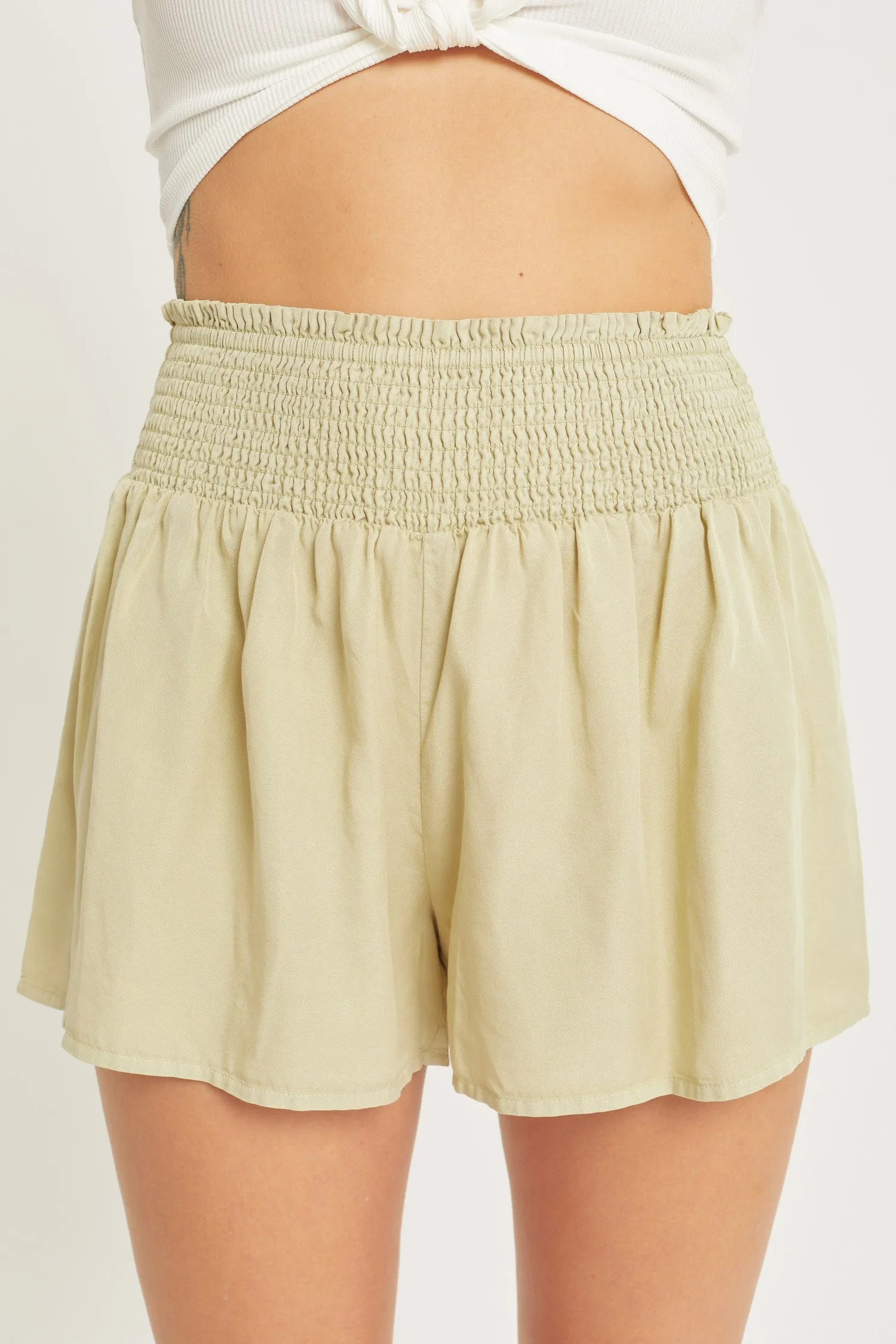 Women Casual Ruffle Smocked Shorts